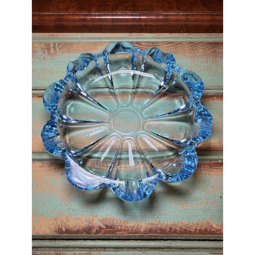 Vintage Fostoria Ice Blue Glass Ashtray Trinket Clear Blossom Scalloped 5 Slot